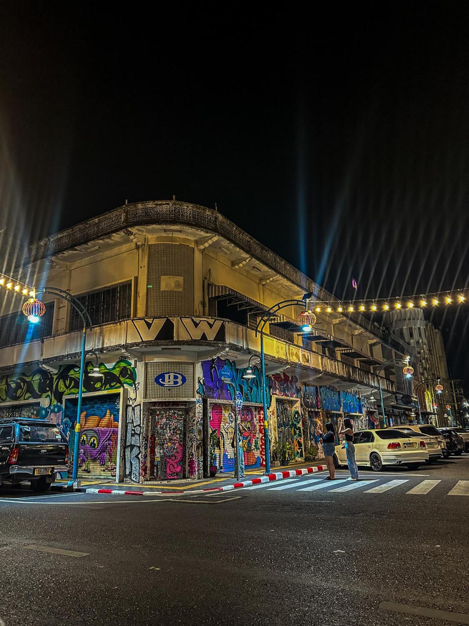 The Viva Patong Hotel Exterior photo
